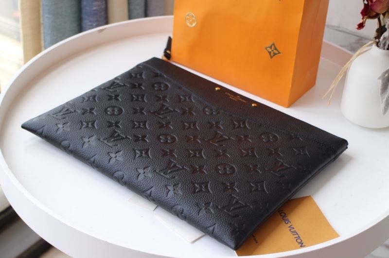 Louis Vuitton Clutch Bags